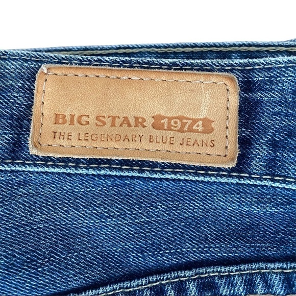 Big Star Joey Distressed Boyfriend Blue Jean Denim Shorts, Women’s Size 25 - Picture 8 of 12